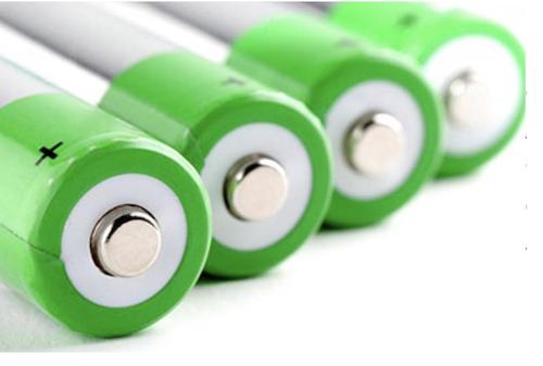 Dry Cell And Zinc Chloride Battery